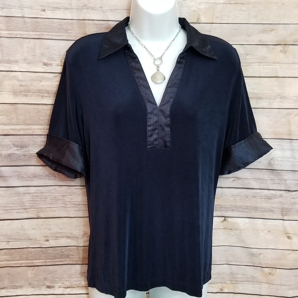 Chico's Traveler navy size 8 shirt